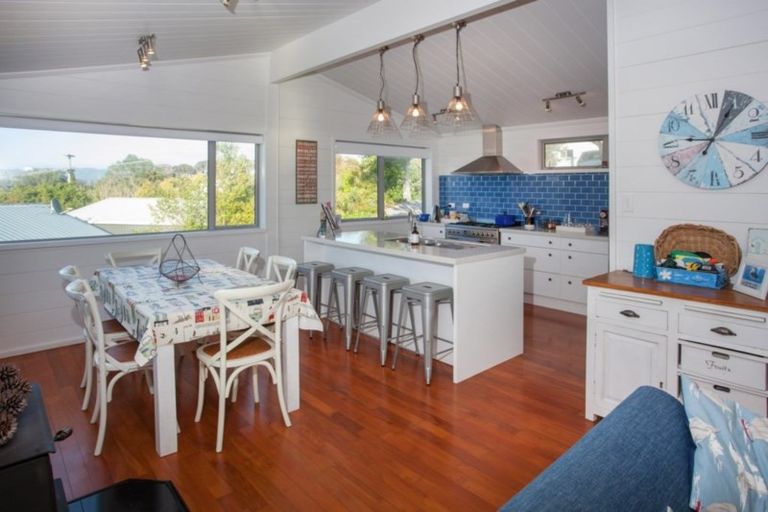 Photo of property in 14 Panorama Avenue, Paihia, 0200