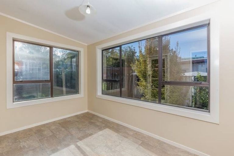 Photo of property in 28 Brandon Road, Manly, Whangaparaoa, 0930