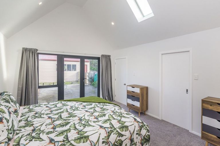 Photo of property in 28 Kaka Road, Raumati Beach, Paraparaumu, 5032