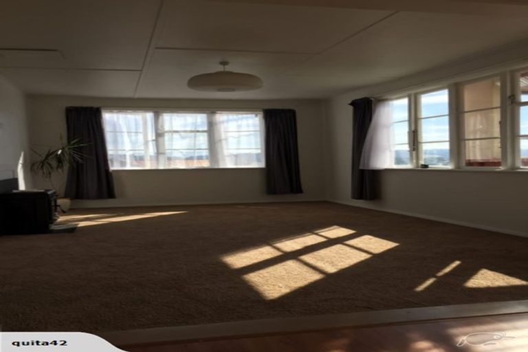 Photo of property in 114 District Road, Green Island, Dunedin, 9018