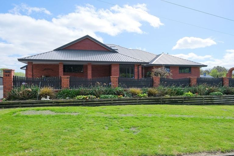 Photo of property in 49 Mull Street, Palmerston, 9430