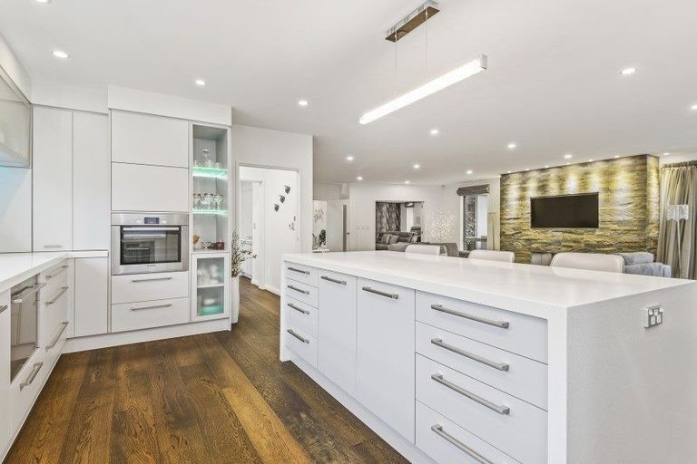 Photo of property in 28b Springwater Avenue, Northwood, Christchurch, 8051