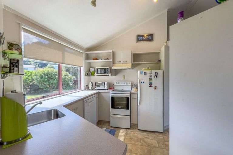 Photo of property in 6 Seaview Avenue, Te Puru, Thames, 3575