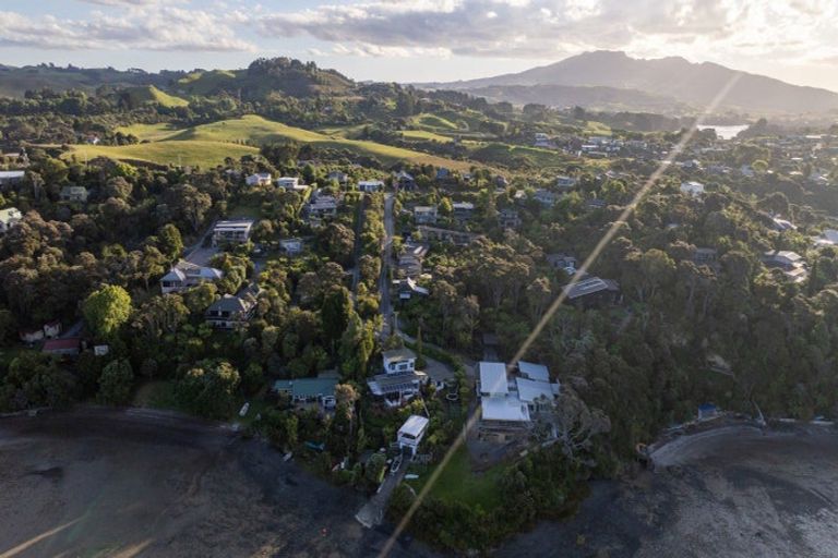 Photo of property in 100b Greenslade Road, Raglan, 3295