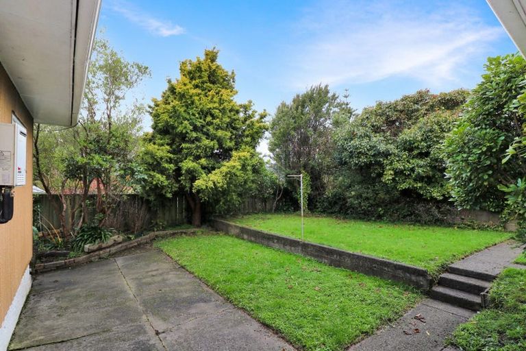 Photo of property in 63 Holborn Drive, Stokes Valley, Lower Hutt, 5019