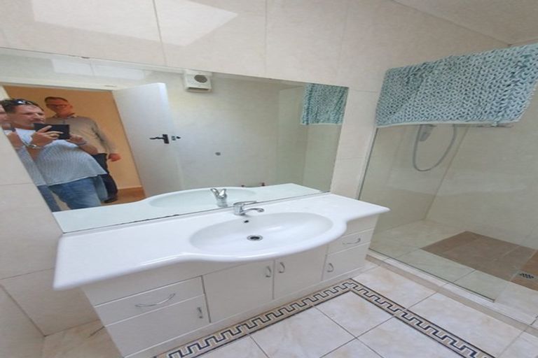 Photo of property in 1 Southgate Road, Southgate, Wellington, 6023