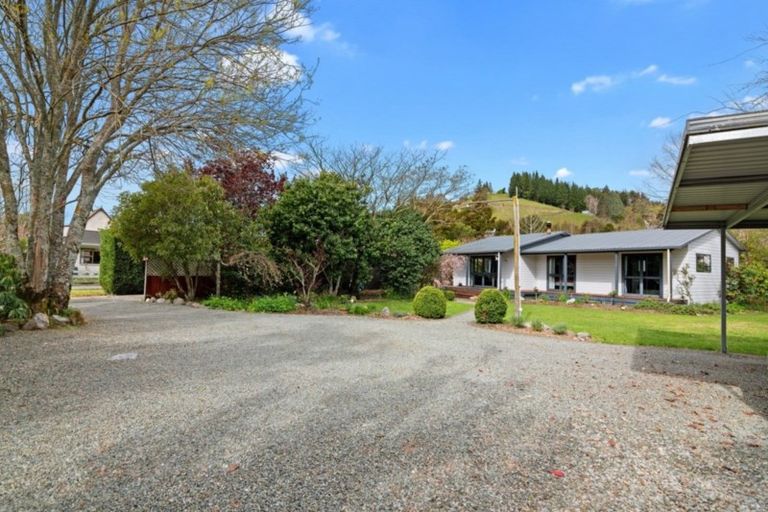 Photo of property in 27 Eighty Eight Valley Road, Wakefield, 7025