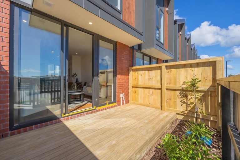 Photo of property in 7/31 Mahalo Avenue, Wiri, Auckland, 2104