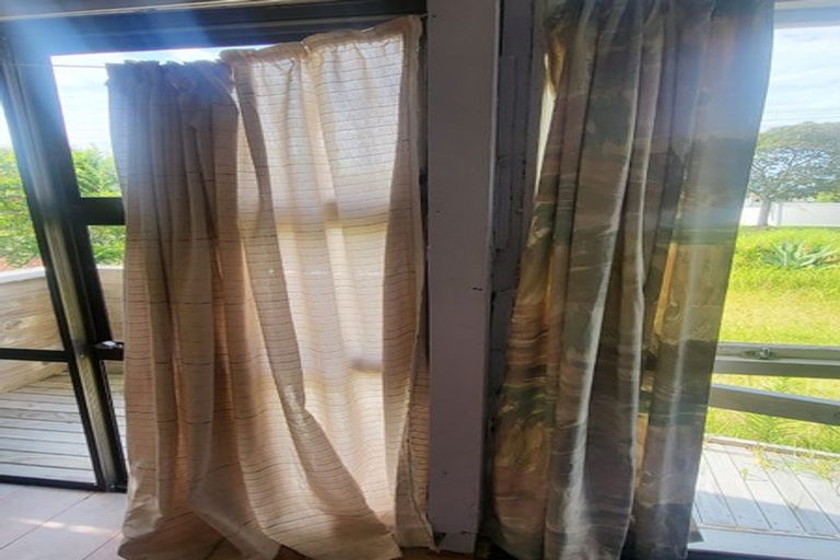 Photo of property in 12 Brains Road, Kelston, Auckland, 0602