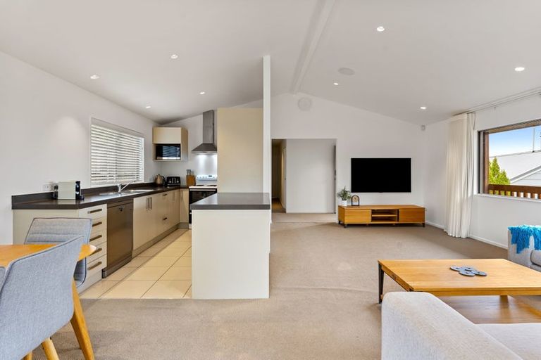 Photo of property in 54a Pemberton Avenue, Bayview, Auckland, 0629