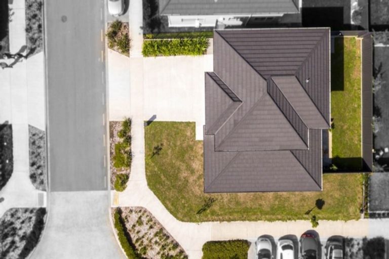 Photo of property in 9 Chalfont Road, Silverstream, Upper Hutt, 5019