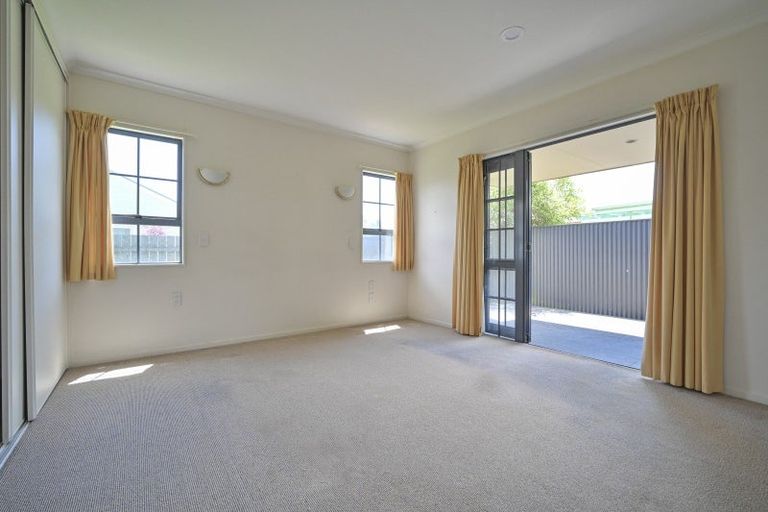 Photo of property in 1420b Karamu Road North, Mayfair, Hastings, 4122