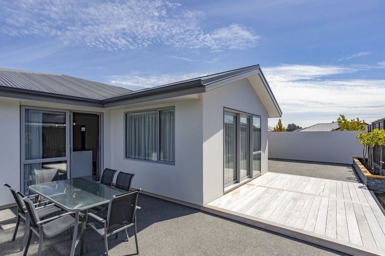 Photo of property in 92 Sutherland Drive, Kaiapoi, 7630