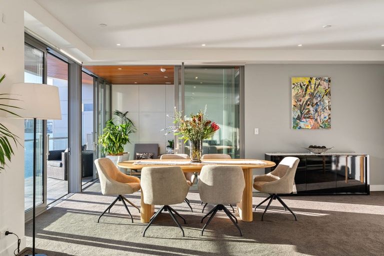 Photo of property in Clyde Quay Wharf, 3b/1 Clyde Quay Wharf, Te Aro, Wellington, 6011