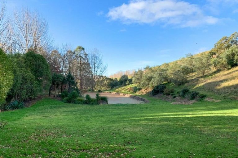 Photo of property in 39 Raratu Road, Kahuranaki, Havelock North, 4295