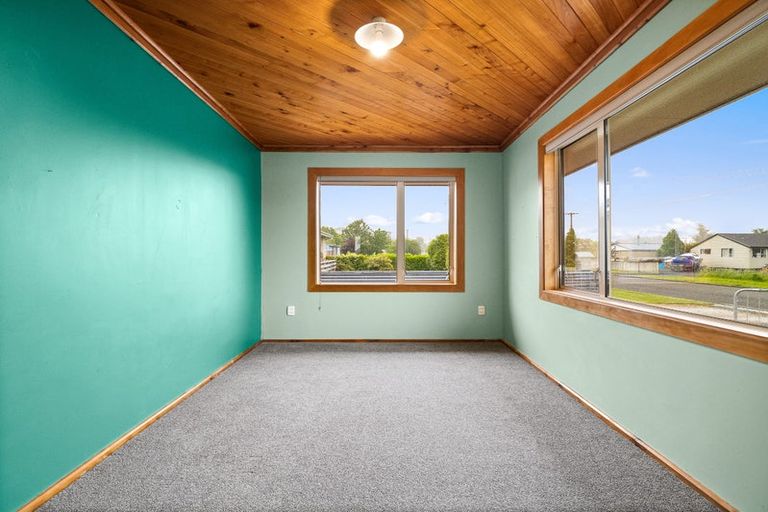 Photo of property in 24 Roseness Street, Palmerston, 9430