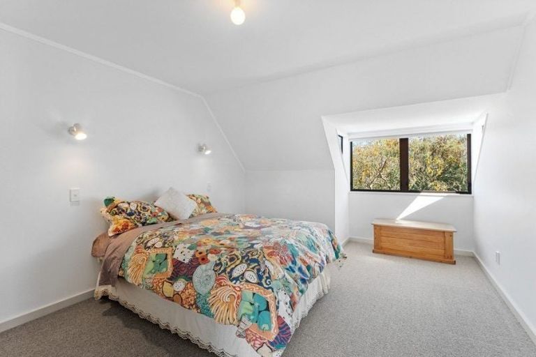 Photo of property in 35 Oriwa Crescent, Otaki, 5512