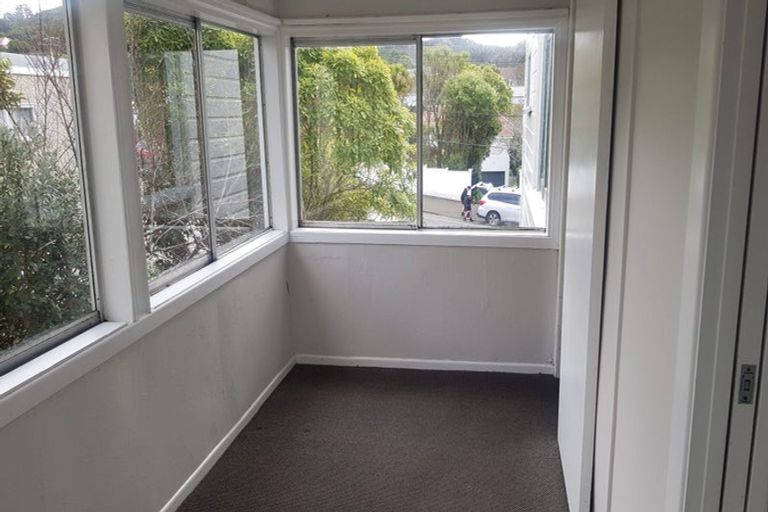 Photo of property in 111a Karori Road, Karori, Wellington, 6012