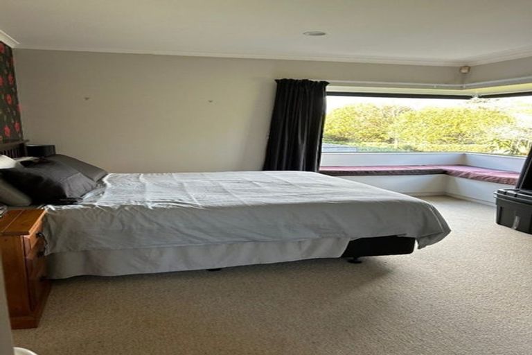 Photo of property in 4 Padstow Place, Camborne, Porirua, 5026