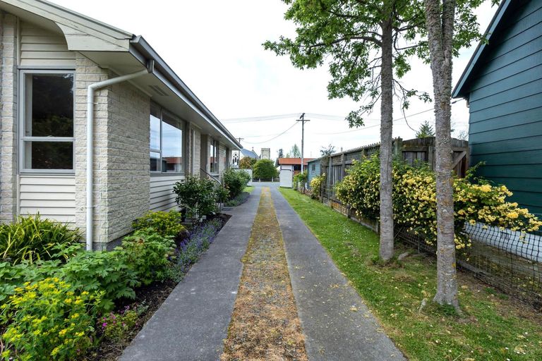 Photo of property in 18 Jollie Street, Geraldine, 7930