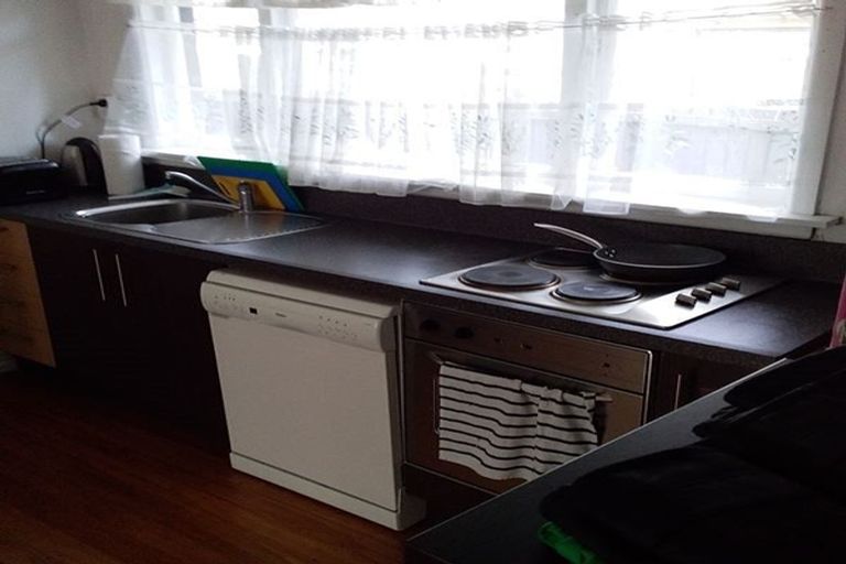 Photo of property in 4/102 Springfield Road, St Albans, Christchurch, 8014