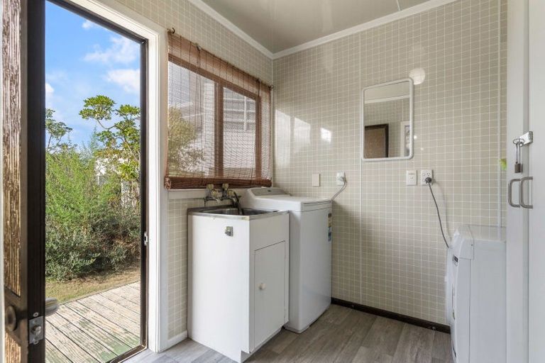 Photo of property in 114 Sylvia Road, Whangamata, 3620