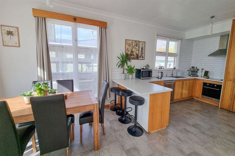 Photo of property in 57 Charlotte Street, Balclutha, 9230