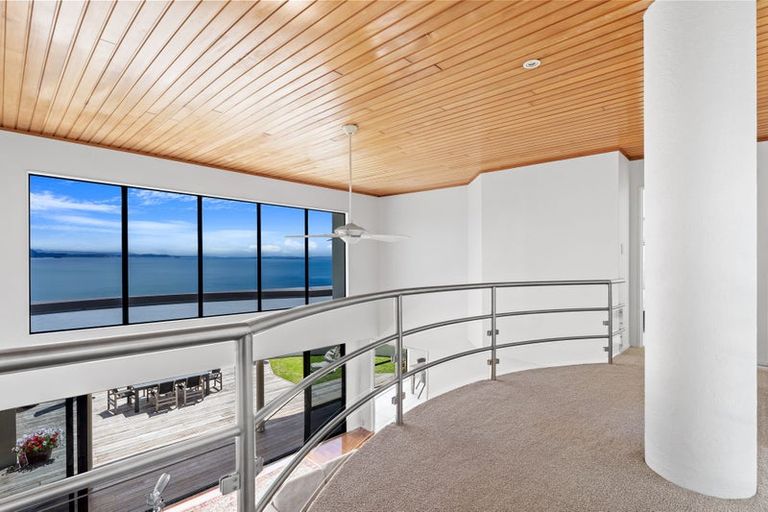 Photo of property in 32 Vipond Road, Stanmore Bay, Whangaparaoa, 0932