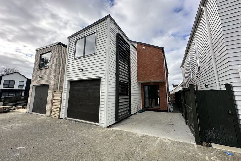 Photo of property in 14 Yellow Pear Lane, Karaka, 2578