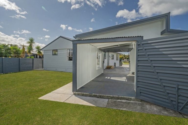 Photo of property in 124 Cook Drive, Whitianga, 3510