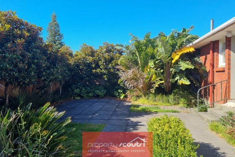 Photo of property in 1a Duke Place, New Plymouth, 4310