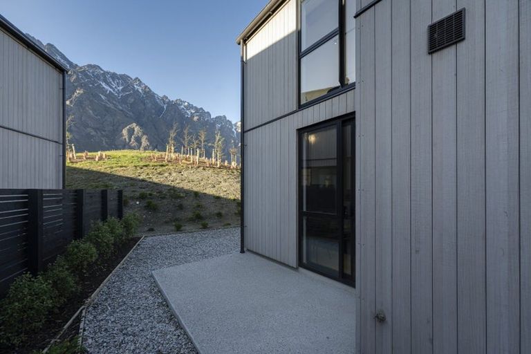 Photo of property in 4 Woolshed Road, Jacks Point, Queenstown, 9371