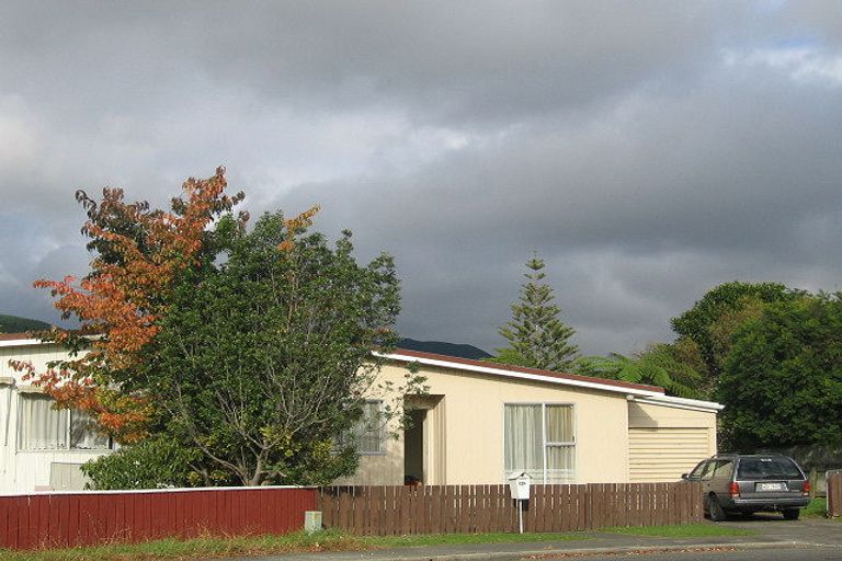 Photo of property in 17a Sunshine Avenue, Paraparaumu, 5032