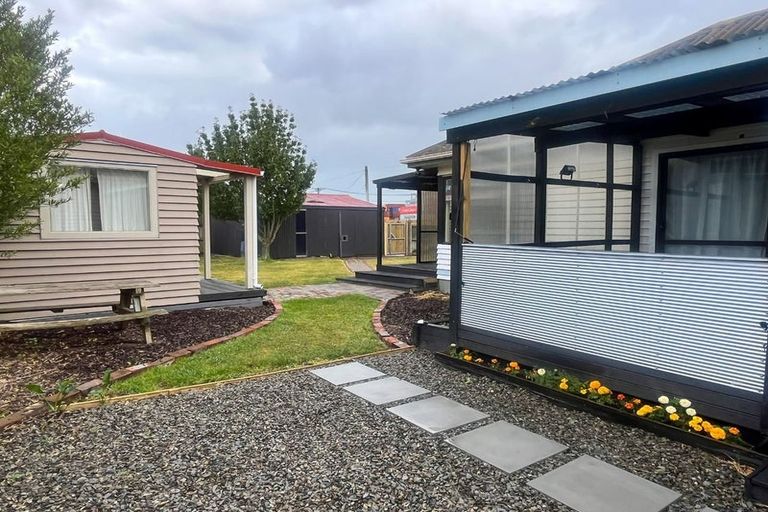 Photo of property in 16 Long Street, Woolston, Christchurch, 8023