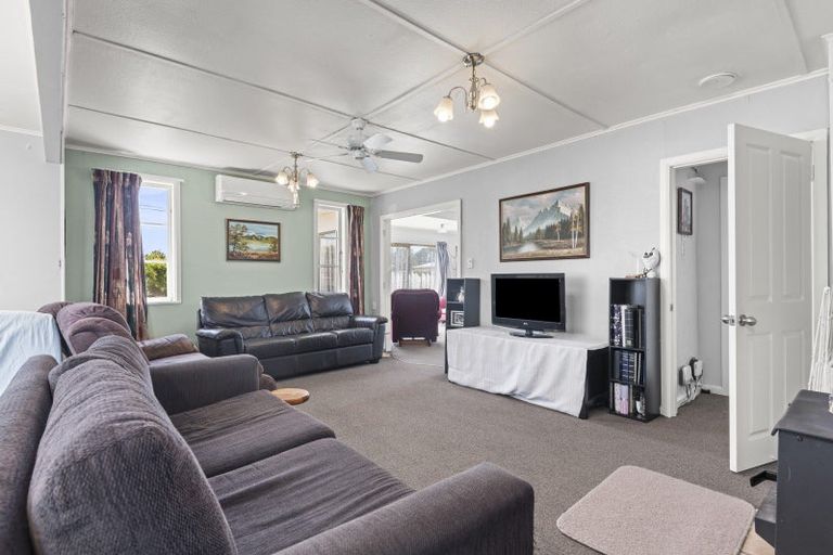 Photo of property in 7 Milne Street, Sanson, 4817