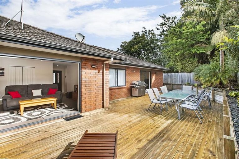 Photo of property in 17a Callis Avenue, Opaheke, Papakura, 2113