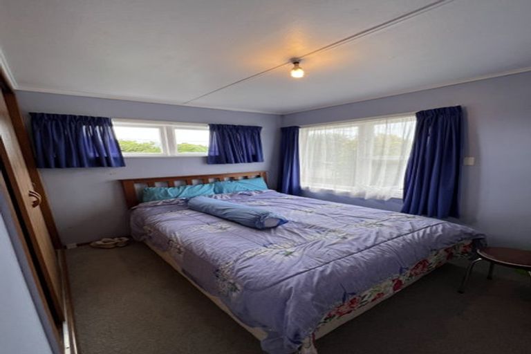 Photo of property in 45 Baylands Drive, Newlands, Wellington, 6037