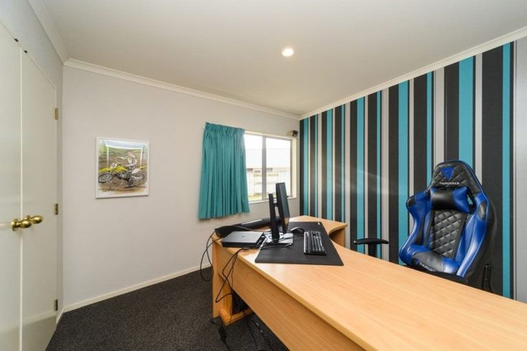 Photo of property in 97 Amberley Avenue, Highbury, Palmerston North, 4412
