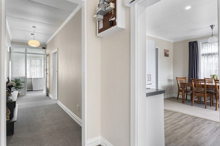 Photo of property in 43 South Road, Kuripuni, Masterton, 5810