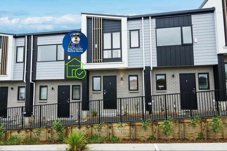 Photo of property in 4/26 Springvale Drive, Fairview Heights, Auckland, 0632