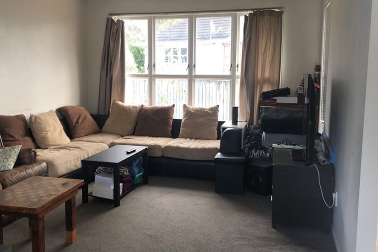 Photo of property in 24 Chippendale Crescent, Birkdale, Auckland, 0626