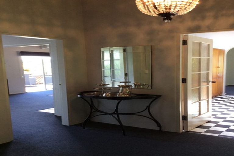 Photo of property in 35 Tremaine Avenue, Two Mile Bay, Taupo, 3330