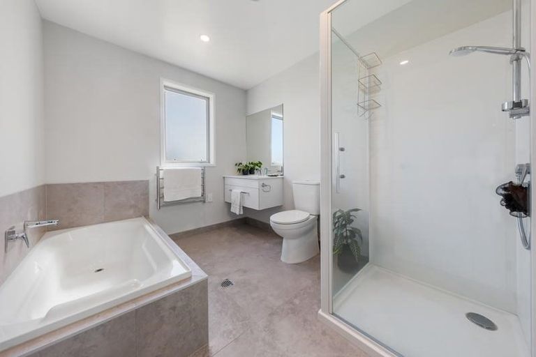 Photo of property in 20 Courage Road, Papakura, 2110
