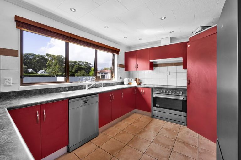 Photo of property in 38 Ketemarae Road, Normanby, Hawera, 4675