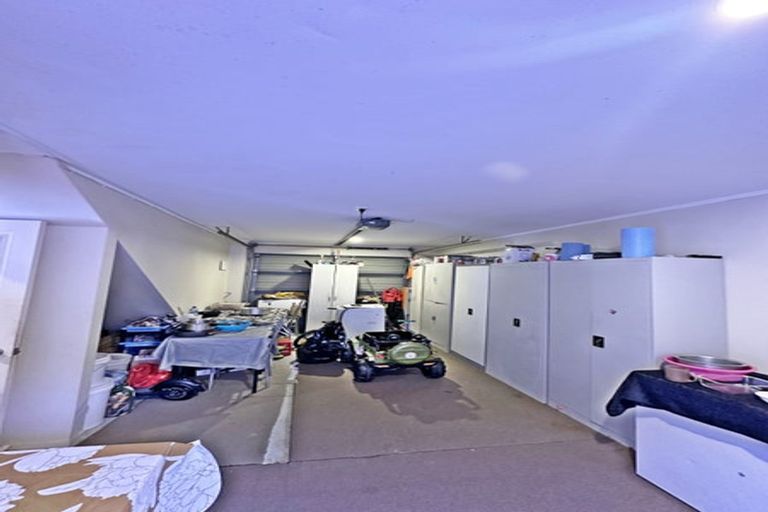 Photo of property in 6 Duxfield Drive, Ranui, Auckland, 0612