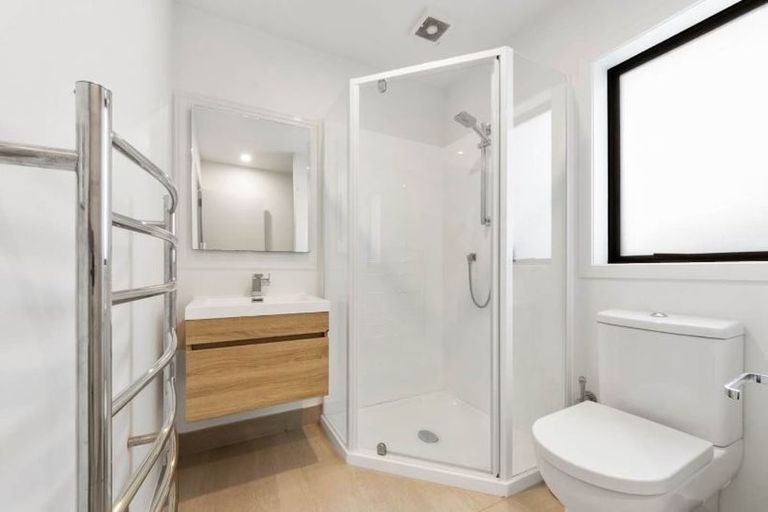 Photo of property in 42 Accolage Boulevard, Kumeu, 0810