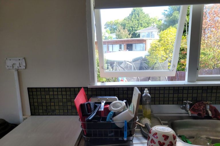 Photo of property in 19 Titchener Street, New Lynn, Auckland, 0600
