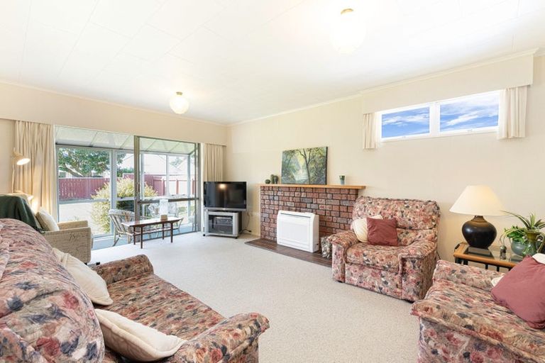 Photo of property in 25 Marlborough Street, Levin, 5510