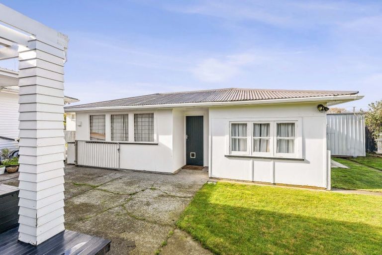 Photo of property in 7 Read Street, Levin, 5510