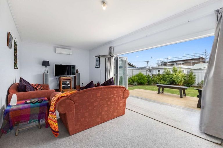 Photo of property in 466 Saint Aubyn Street, Moturoa, New Plymouth, 4310